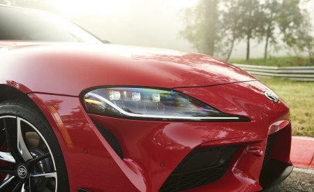 2020 Toyota Supra Headlight Wallpapers 450x275 (134)