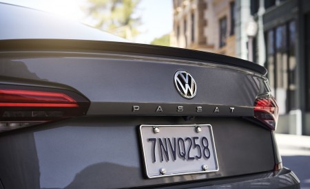 2020 Volkswagen Passat Detail Wallpapers 450x275 (83)