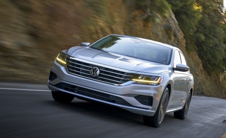 2020 Volkswagen Passat Front Wallpapers 450x275 (15)