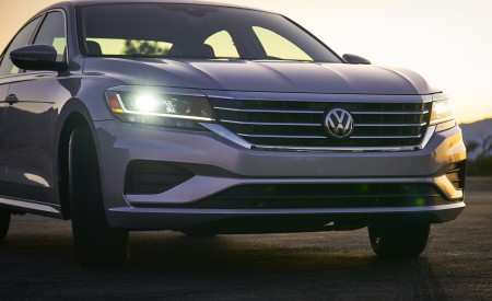 2020 Volkswagen Passat Grill Wallpapers 450x275 (37)