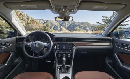 2020 Volkswagen Passat Interior Cockpit Wallpapers 450x275 (64)