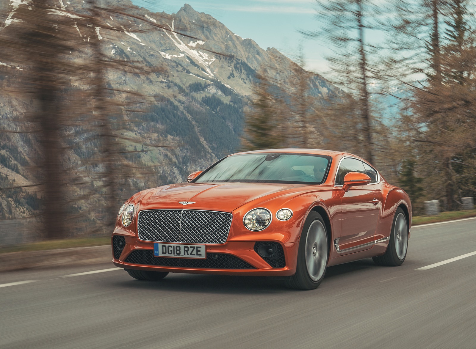 2018 Bentley Continental GT (Color: Orange Flame) Front Three-Quarter Wallpapers (3)