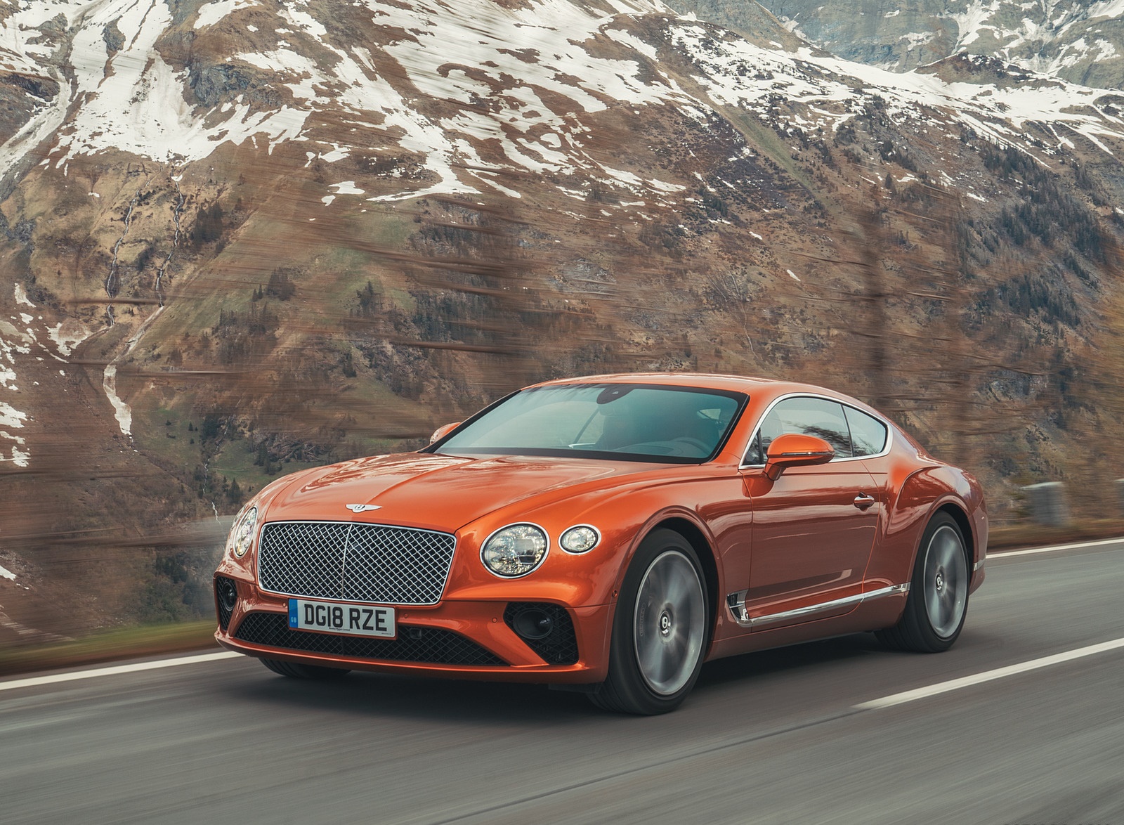 2018 Bentley Continental GT (Color: Orange Flame) Front Three-Quarter Wallpapers (4)