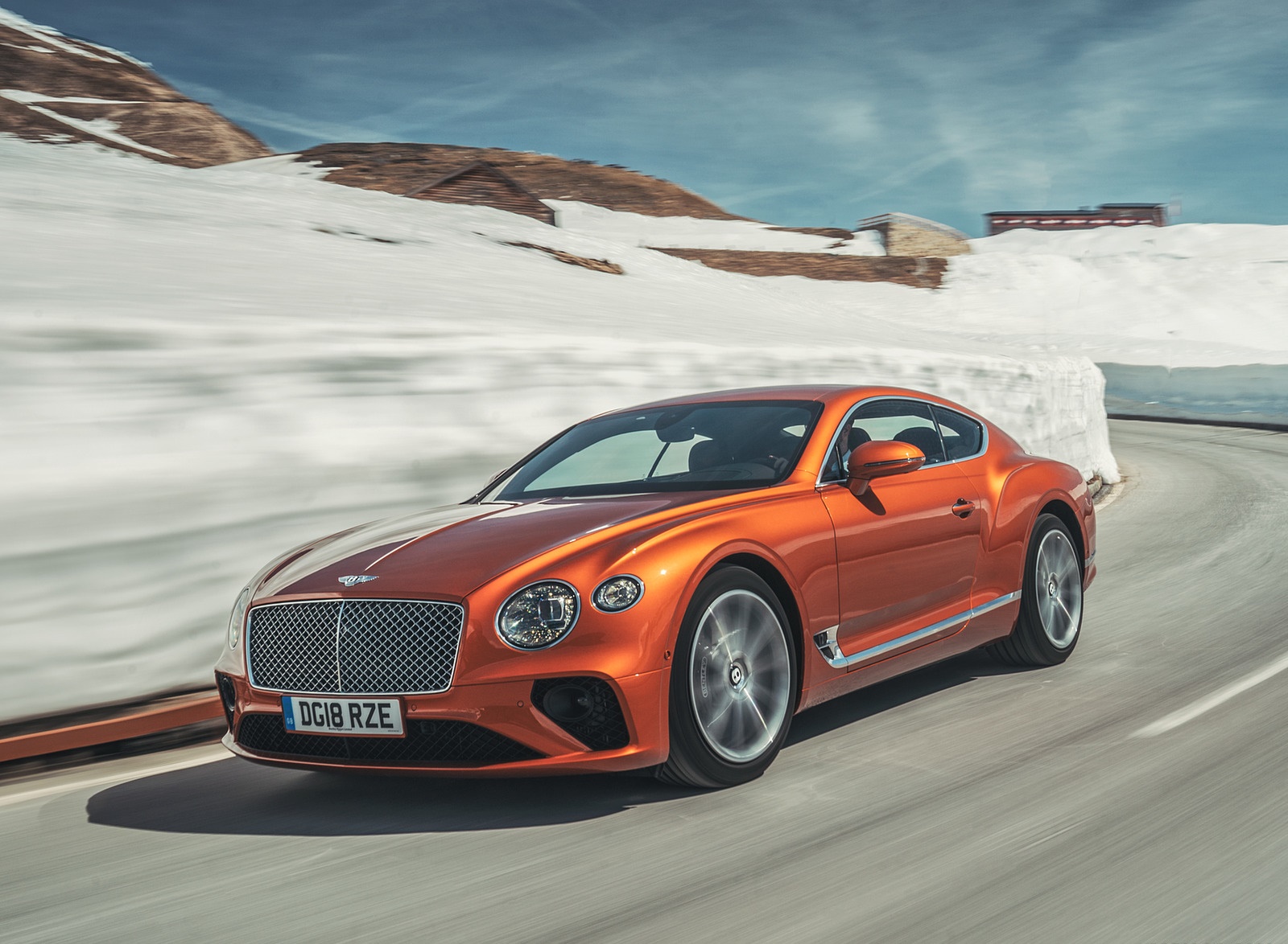 2018 Bentley Continental GT (Color: Orange Flame) Front Three-Quarter Wallpapers (5)