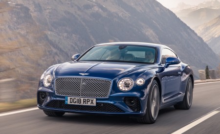 2018 Bentley Continental GT (Color: Sequin Blue) Front Three-Quarter Wallpapers 450x275 (136)