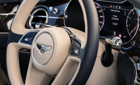 2018 Bentley Continental GT (Color: Sequin Blue) Interior Steering Wheel Wallpapers 450x275 (151)