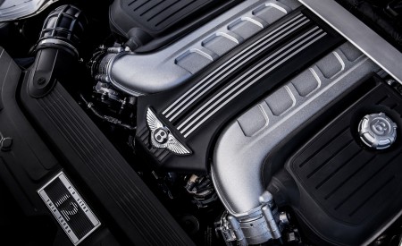 2018 Bentley Continental GT (Color: Tungsten) Engine Wallpapers 450x275 (120)