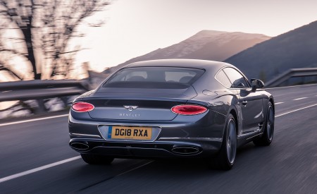 2018 Bentley Continental GT (Color: Tungsten) Rear Wallpapers 450x275 (119)