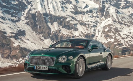 2018 Bentley Continental GT (Color: Verdant) Front Three-Quarter Wallpapers 450x275 (76)