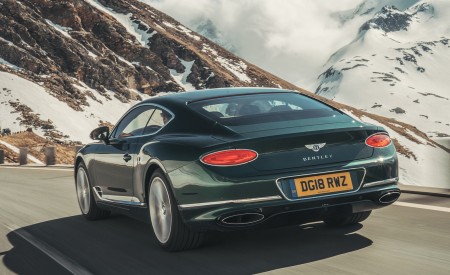 2018 Bentley Continental GT (Color: Verdant) Rear Wallpapers 450x275 (81)