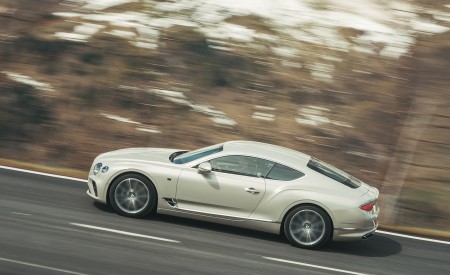 2018 Bentley Continental GT (Color: White Sand) Side Wallpapers 450x275 (102)