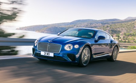2018 Bentley Continental GT Front Three-Quarter Wallpapers 450x275 (33)