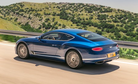2018 Bentley Continental GT Rear Three-Quarter Wallpapers 450x275 (38)