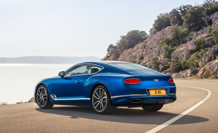2018 Bentley Continental GT Rear Three-Quarter Wallpapers 450x275 (41)