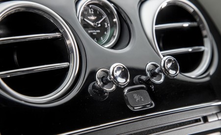2018 Bentley Continental GT Supersports Coupe (Color: Moroccan Blue) Interior Air Vent Wallpapers 450x275 (161)