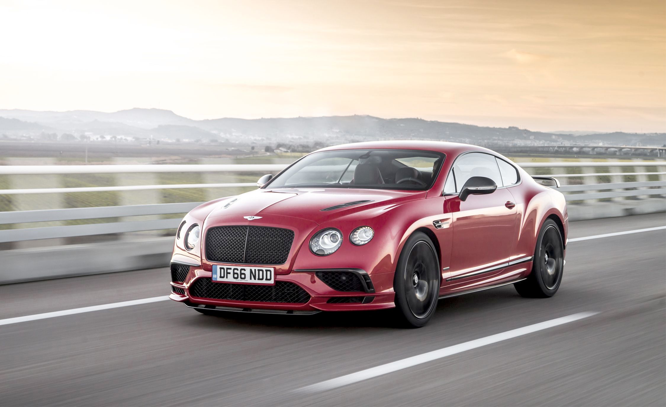 2018 Bentley Continental GT Supersports Coupe (Color: St. James Red) Front Wallpapers (12)