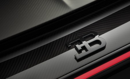 2018 Bugatti Chiron Sport Badge Wallpapers 450x275 (6)