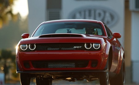 2018 Dodge Challenger SRT Demon Front Wallpapers 450x275 (18)