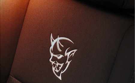 2018 Dodge Challenger SRT Demon Interior Detail Wallpapers 450x275 (85)