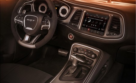 2018 Dodge Challenger SRT Demon Interior Wallpapers 450x275 (90)
