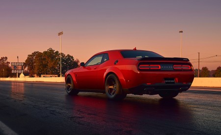 2018 Dodge Challenger SRT Demon Rear Three-Quarter Wallpapers 450x275 (41)