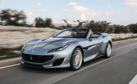 2018 Ferrari Portofino Front Three-Quarter Wallpapers 450x275 (44)