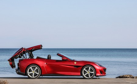 2018 Ferrari Portofino Side Wallpapers 450x275 (70)