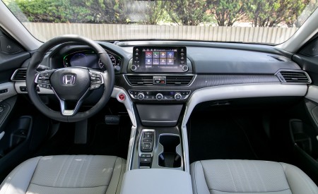 2018 Honda Accord Hybrid Interior Cockpit Wallpapers 450x275 (16)