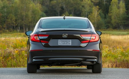 2018 Honda Accord Hybrid Rear Wallpapers 450x275 (27)