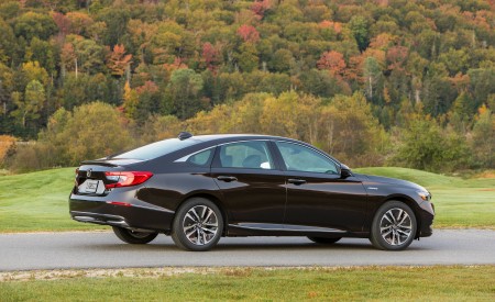 2018 Honda Accord Hybrid Side Wallpapers 450x275 (30)