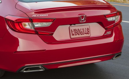 2018 Honda Accord Sport 2.0T Manual Exhaust Wallpapers 450x275 (23)