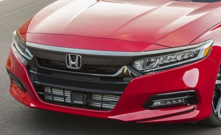 2018 Honda Accord Sport 2.0T Manual Grill Wallpapers 450x275 (22)