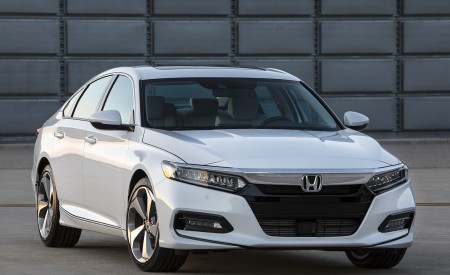 2018 Honda Accord Touring Front Wallpapers 450x275 (94)