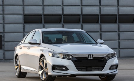 2018 Honda Accord Touring Front Wallpapers 450x275 (95)
