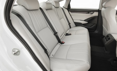 2018 Honda Accord Touring Interior Rear Seats Wallpapers 450x275 (104)