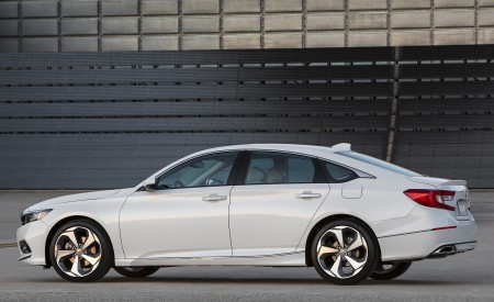2018 Honda Accord Touring Side Wallpapers 450x275 (98)