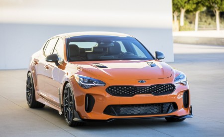 2018 Kia Stinger GT Federation Front Three-Quarter Wallpapers 450x275 (5)