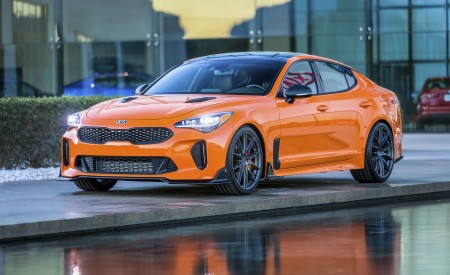 2018 Kia Stinger GT Federation Front Three-Quarter Wallpapers 450x275 (4)