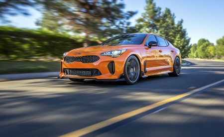 2018 Kia Stinger GT Federation Front Three-Quarter Wallpapers 450x275 (2)