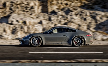 2018 Porsche 911 GT3 with Touring Package Side Wallpapers 450x275 (61)