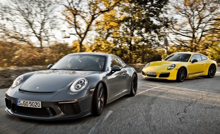 2018 Porsche 911 GT3 with Touring Package and 911 Carrera T Front Wallpapers 450x275 (9)