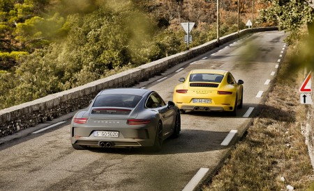 2018 Porsche 911 GT3 with Touring Package and 911 Carrera T Rear Wallpapers 450x275 (11)