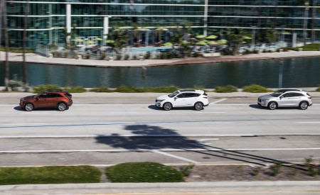 2019 Acura RDX with 2019 Cadillac XT4 and 2019 Infiniti QX50 Side Wallpapers 450x275 (116)