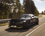 2019 Aston Martin Vantage (Onyx Black) Front Three-Quarter Wallpapers 150x120 (2)