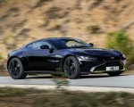 2019 Aston Martin Vantage (Onyx Black) Front Three-Quarter Wallpapers 150x120 (34)