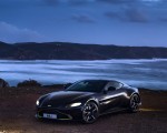 2019 Aston Martin Vantage (Onyx Black) Front Three-Quarter Wallpapers 150x120