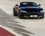 2019 Aston Martin Vantage (Onyx Black) Front Wallpapers 150x120