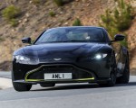 2019 Aston Martin Vantage (Onyx Black) Front Wallpapers 150x120 (18)