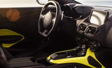 2019 Aston Martin Vantage (Onyx Black) Interior Wallpapers 450x275 (117)