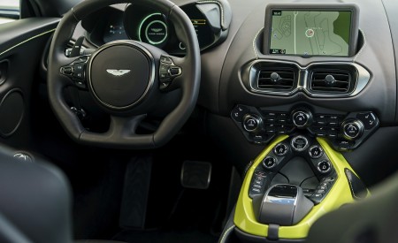 2019 Aston Martin Vantage (Onyx Black) Interior Wallpapers 450x275 (111)